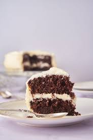 chocolate cake with cream cheese frosting