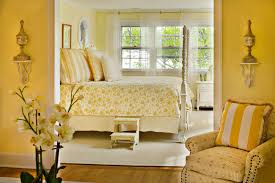 yellow bedroom design ideas wall