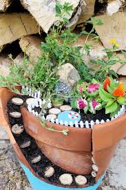 How To Make A Fairy Garden With A Pool