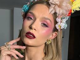 the best colorful met gala makeup looks