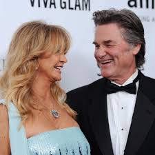 Goldie hawn and kurt russell have been together for nearly 35 years in an industry where relationships don't last. Goldie Hawn And Kurt Russell Relationship Details Popsugar Celebrity
