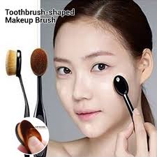 yoshnshobs foundation oval makeup brush