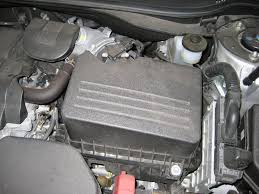 Toyota Camry Engine Air Filter Element Replacement Guide 001