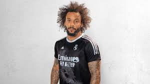 For all bayern munich players with an article, see category:fc bayern munich footballers, and for the current squad see the main club article. Man United Arsenal Juventus Real Bayern Get Adidas Kit Makeover Via Pharrell Williams