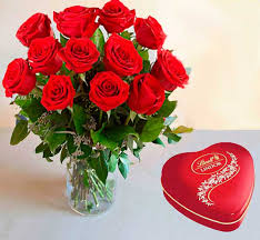 red roses chocolate box