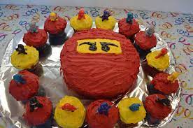 Ninjago Kai DIY birthday cake ninja-themed. Yellow cake, 9