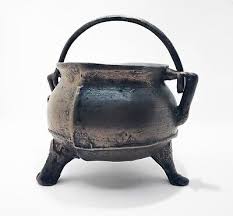 Rare chaudron marmite tripode Haute Epoque, antique bronze cauldron pot |  eBay