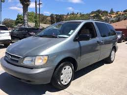 2000 toyota sienna for