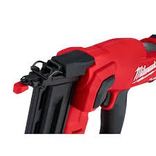 milwaukee m18 fuel 18ga brad nailer