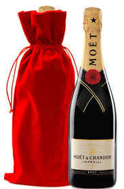 moet chandon imperial brut with red