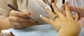 manicurist nail technology training