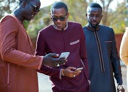 Caractéristiques hommes sénégalais à la mode collection de styles de robes. Regional Peisaj Maturizat Habit Traditionnel Senegalais Homme Maxoffroad Ro