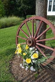 Rustic Garden Decor Wagon Wheel
