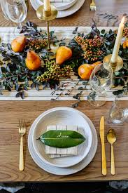 simple thanksgiving table decor done in