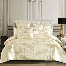 classic design luxury comforter sets