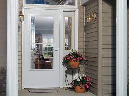 Larson Storm Doors Buyer's Guide – Reeb Learning Center