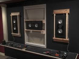 Home Theater With Speakers