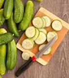 What should not be eaten with cucumber?