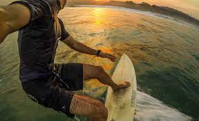 5 habits of highly successful surfers