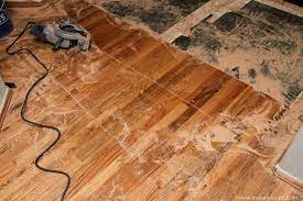 remove hardwood flooring