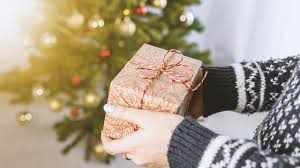 Tidak sedikit perayaan natal selalu membuat sebuah. 15 Ucapan Natal 2018 Yang Indah Dan Menyentuh Hati Cocok Dikirim Buat Orang Terkasih Lifestyle Liputan6 Com