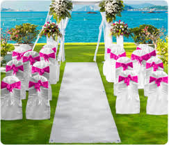 the tradition of the wedding aisle runner