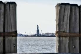 statue of liberty view from battery