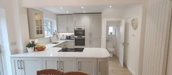 Open Plan Shaker Kitchen Design And