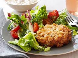 Salad That Goes With Crab Cakes gambar png