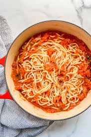 pasta sauce from fresh tomatoes