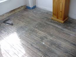 gaps in hardwood floors