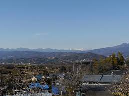 高崎市鼻高から見える山 - 横野平の白い雲