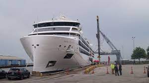 viking cruise ship docks in cleveland