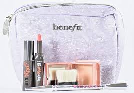 12 best travel makeup kits to