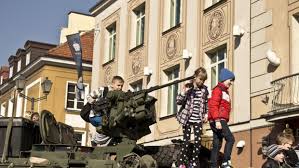 Čas, kdy konvoj s vojáky USA překročí české hranice, bude jasný v sobotu |  iROZHLAS - spolehlivé zprávy