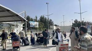 Thousands of afghans converge on kabul airport, hoping to escape the country after the taliban seized the capital. Zarxsomtiqw1wm