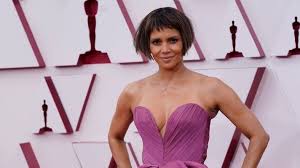 halle berry short new hair at the 2021