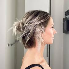 These cute easy hairstyles for short hair are a great finding for women who wish to look pretty but do not have much time for some the beauty of cute easy hairstyles for short hair lies in the options you have for experimentation. 25 Easy Hairstyles For Short Hair To Try Out In 2021