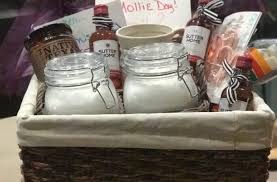 how to make a going away gift basket