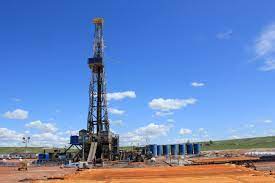 File:Williston North Dakota Oil Field Oil Rig (5894614162).jpg - Wikimedia Commons