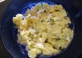 salada de batata com ovo e maionese