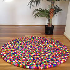 make multicolour felt ball rug as shown
