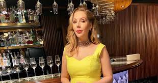 Katherine ryan flaunted her growing baby bump following the announcement of her second pregnancy, the first with partner and childhood sweetheart bobby kootstra. Qqvhd9hcbk66em