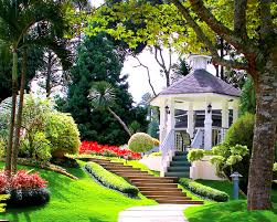 victoria s garden and landscaping