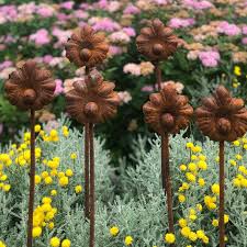 Rusty Flowers Set Of 6 Metal Flower