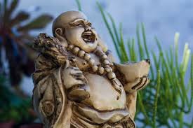 Laughing Buddha Statue For Home Types