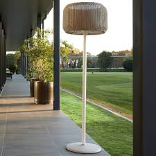 outdoor decorative floor lamps