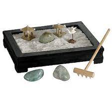 Perfektes geschenk für diejenigen, die ein wenig zen brauchen! Mini Zen Garten Entspannende Meditation Schreibtisch Tisch Top Neu Geschenk Feng Ebay
