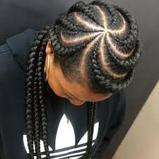 As part of the customs of tribal africa the braids should contain your natural and some artificial ghana strands to create voluminous and well protected hair. 20 Gorgeous Ghana Braids For An Intricate Hairdo In 2021