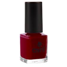 nail polish bordeaux dark red